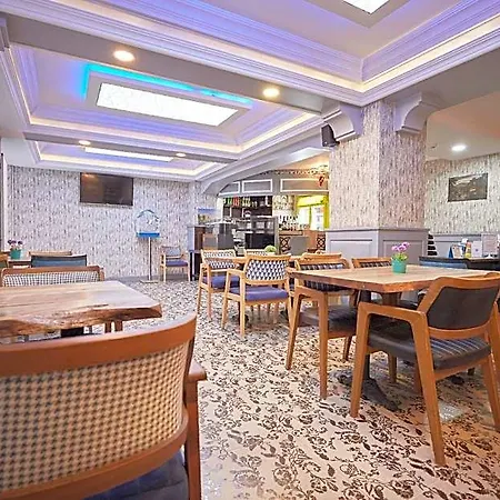Albatros Hagia Sophia Hotel 3*