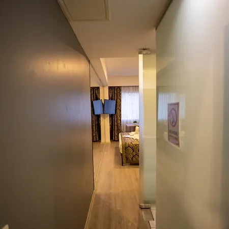 Hotel Albatros Hagia Sophia 3*